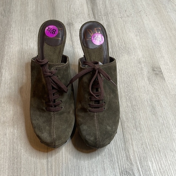 Diane Von Furstenberg Green Suede Mules Clogs Size 8.5 - Picture 5 of 12